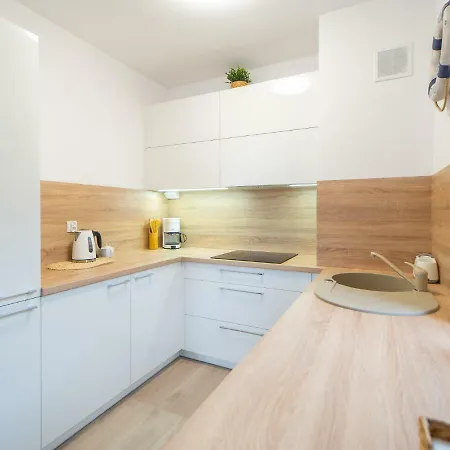 Happy Time - Апартаменти